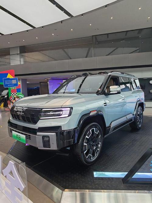 成都青羊区阳浪超企业管理咨询比亚迪方程豹硬派越野的爆款，英菲尼迪35周年与你共成长